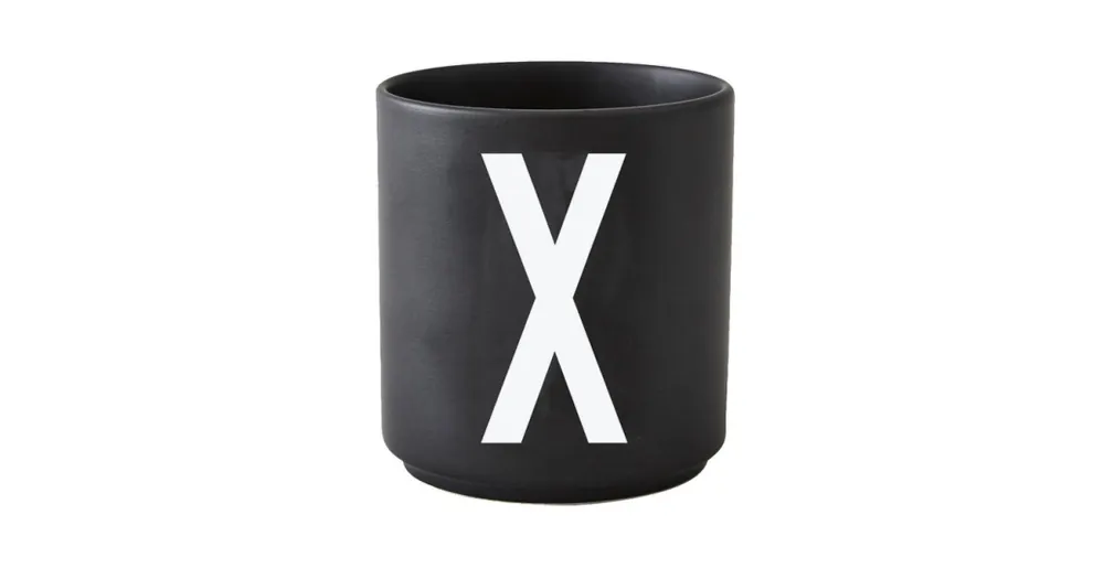 Čierny porcelánový hrnček Letter X Cenová Bomba