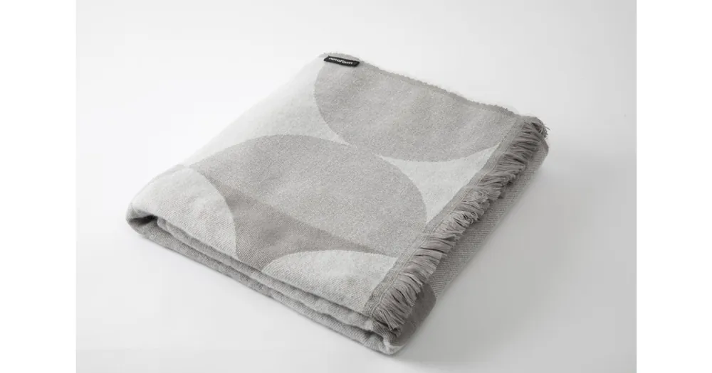Cenová Bomba Pléd s třásněmi Loop Cool Grey 130x180 cm