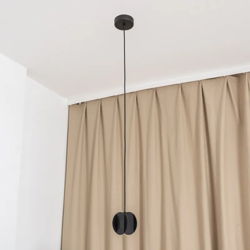 Cenově Výhodný Lustr na lanku GAMBIT 1xGU10/10W/230V černá
