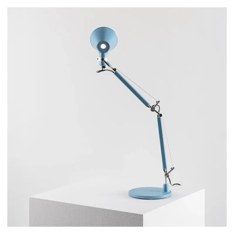 Nová Kolekce Artemide Tolomeo Micro tavolo, světle modrá stolní lampa, 1x6W LED E14, 45+37cm